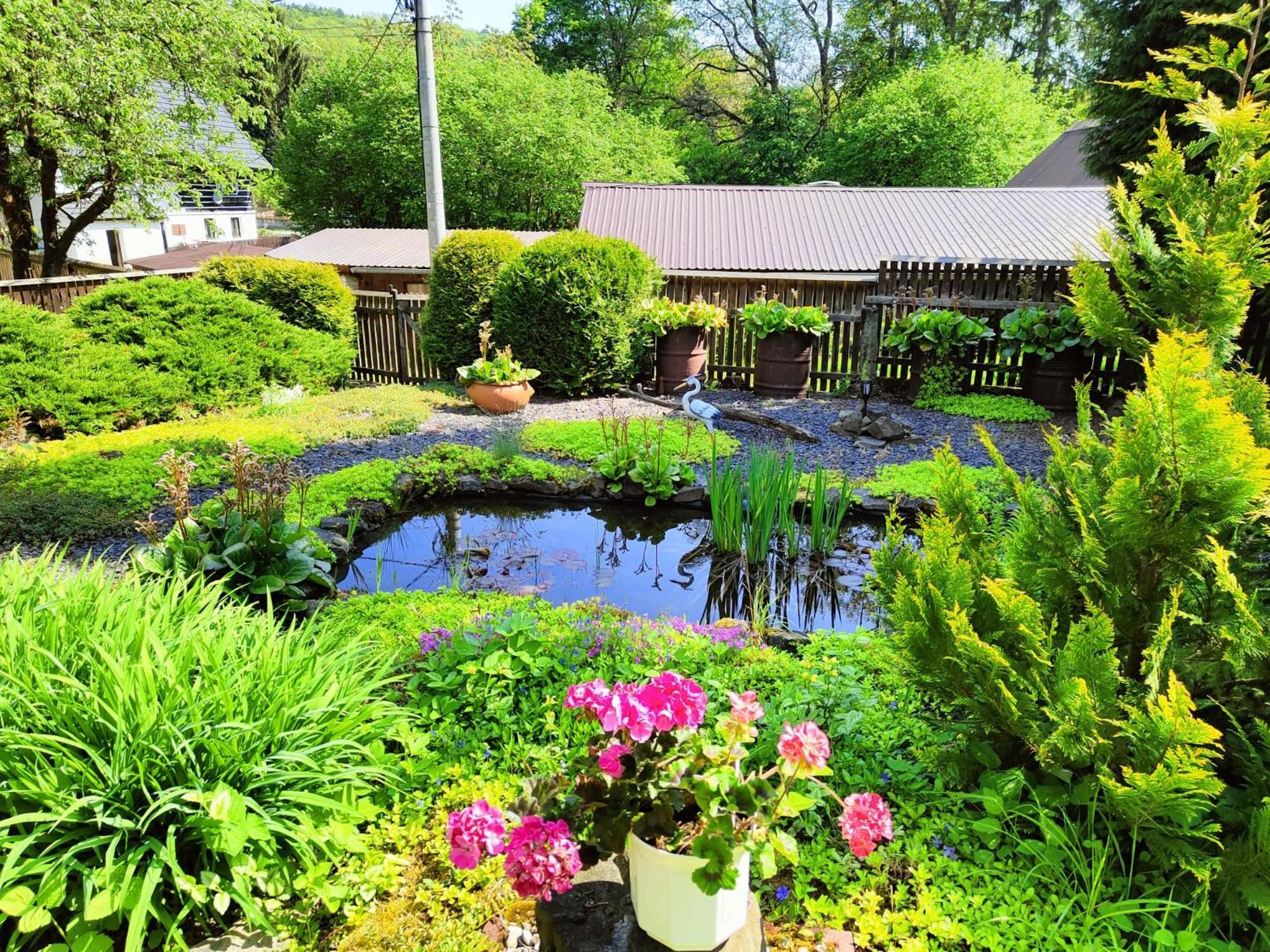 Bed And Breakfast Tvrz Velká Bukovina Dış mekan fotoğraf